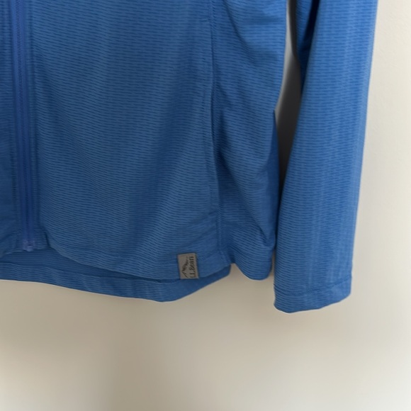 L.L. Bean Blue Athletic Zip Up Jacket‎ - Size Medium Reg - Picture 3 of 5